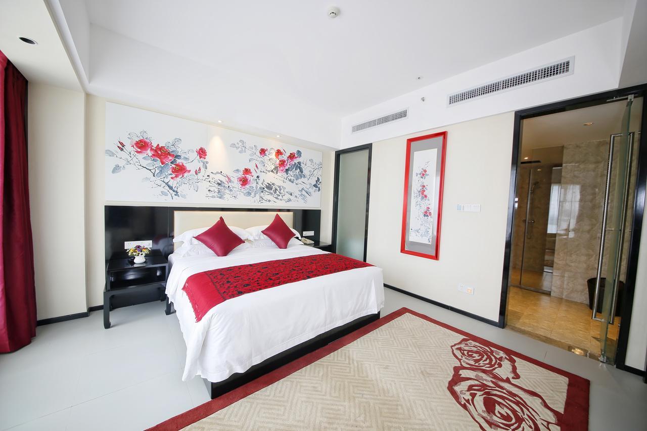 Howard Johnson Flower City Hotel Kunming Bagian luar foto