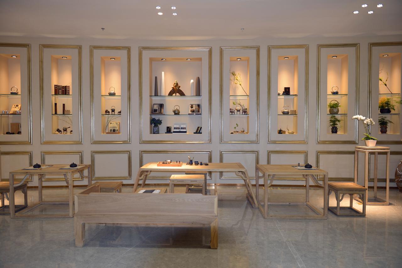 Howard Johnson Flower City Hotel Kunming Bagian luar foto